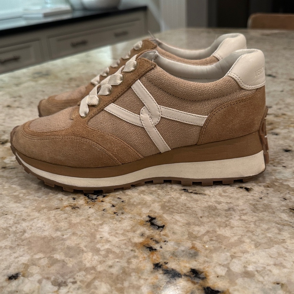 Veronica Beard Valentina sneaker